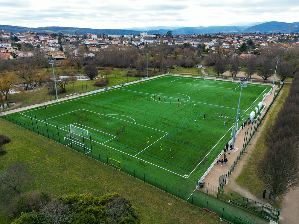 Terrain synthétique CEREY